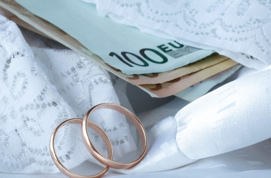Hidden Cost Pernikahan yang Sering Terlupakan: 25 Biaya Tak Terduga yang Wajib Masuk Budget Wedding